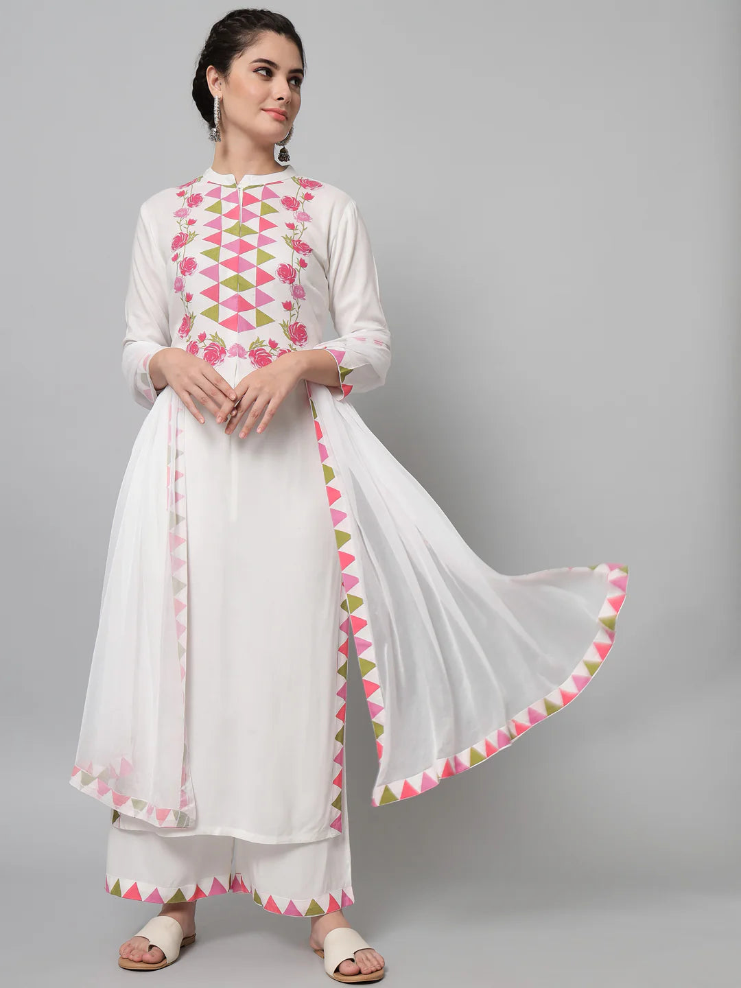 Women Pink Triangle And Flower Printed Kurta Palazzo Set