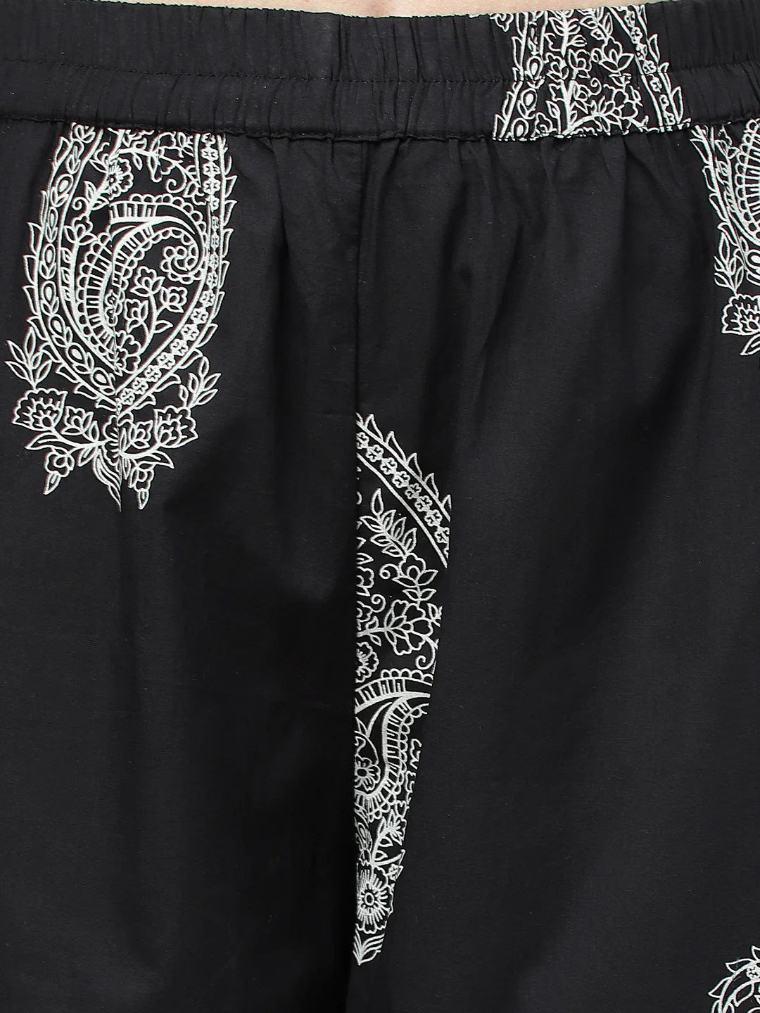 Women Black Cotton Straight Kurta Hem Cuffed Pant Set